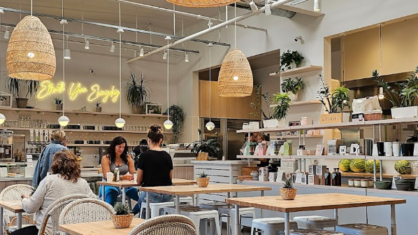 The modern chic interior of CRISP Kitchen & Juice in St. Helena, CA