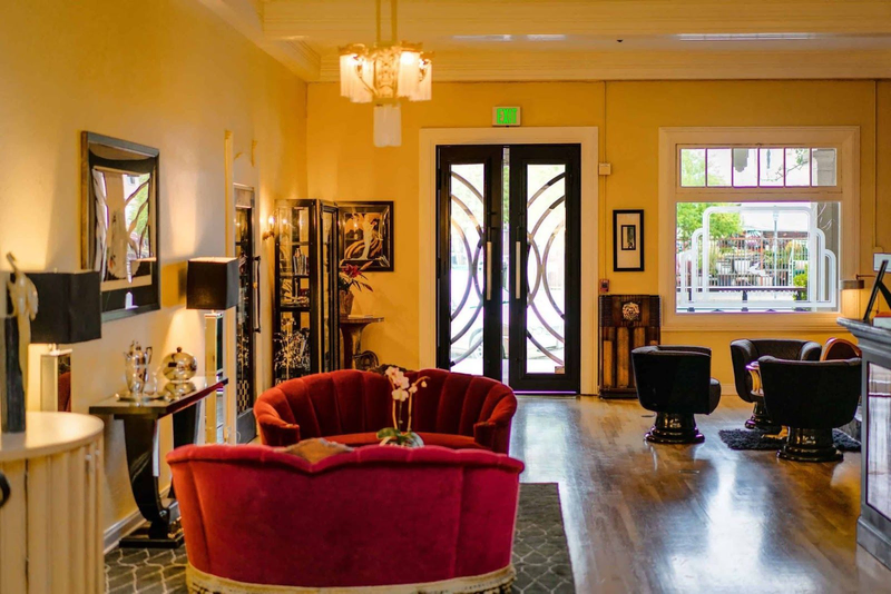 Mount view hotel and Spa, showed in V. Sattui wine blogs as one of the best hotels in Napa