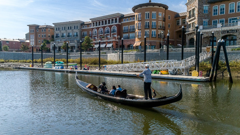 Napa Valley Gondola, as featured in the V. Sattui wine blog on a local’s guide to Napa in a day